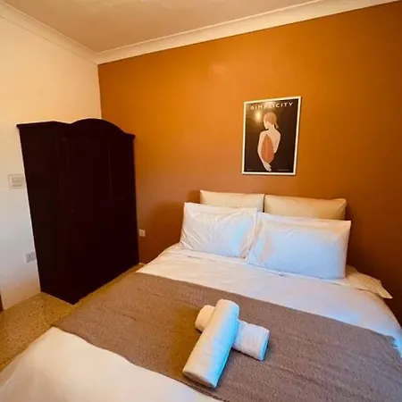 Lovely 3 Bedroom In * Siggiewi